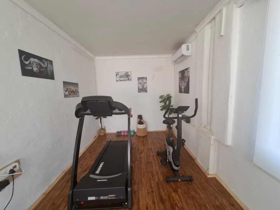 5 Bedroom Property for Sale in Villiers Free State